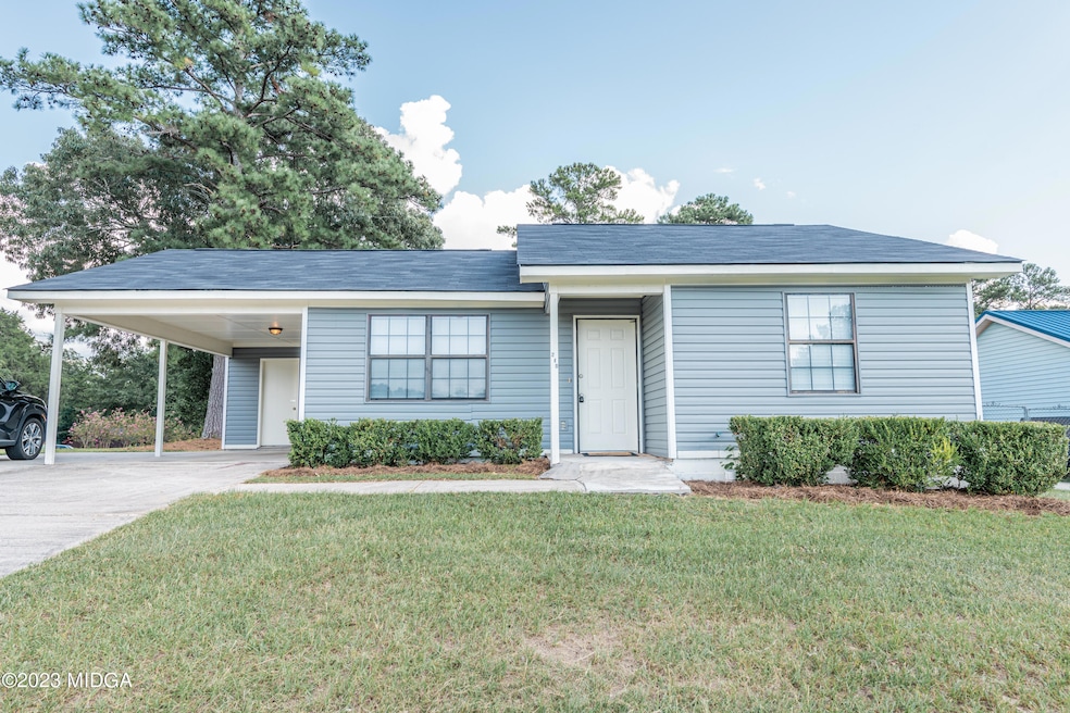 210 Scott Blvd, Warner Robins, GA 31088 - photo 1