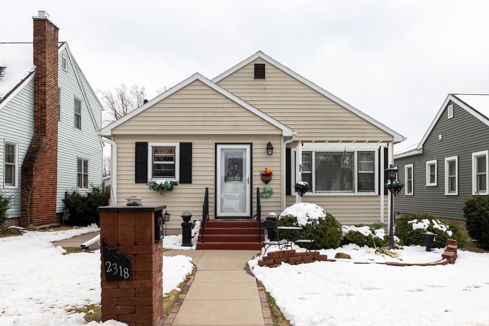 Centrally Located in La Crosse!
