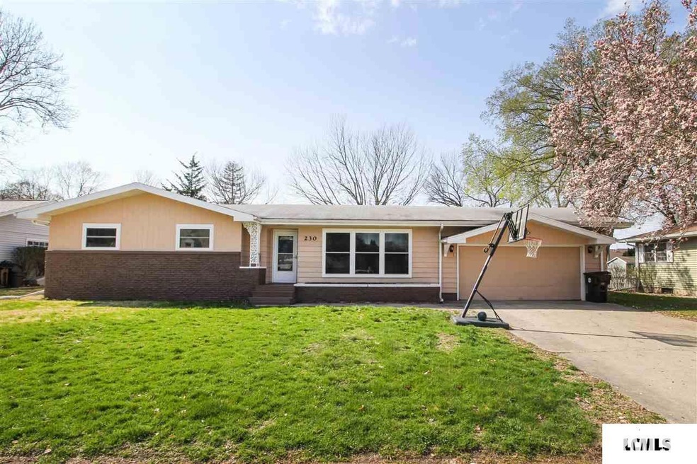 230 Southgate St, Lincoln, IL 62656 - photo 1