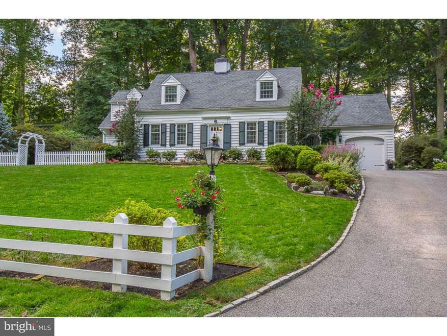 915 Winding Ln, Media, PA 19063 - photo 1