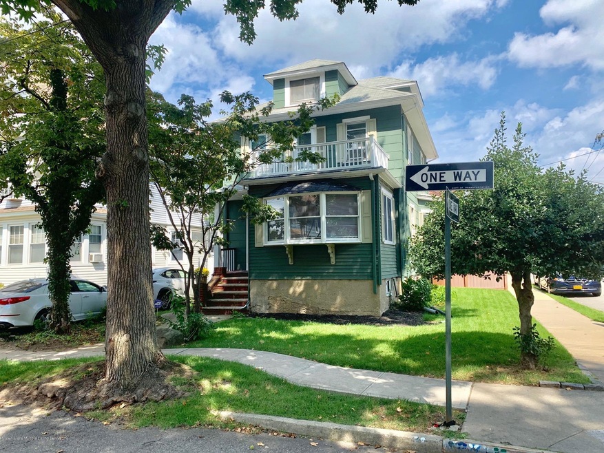 341 Maine Ave, Staten Island, NY 10314 - photo 1