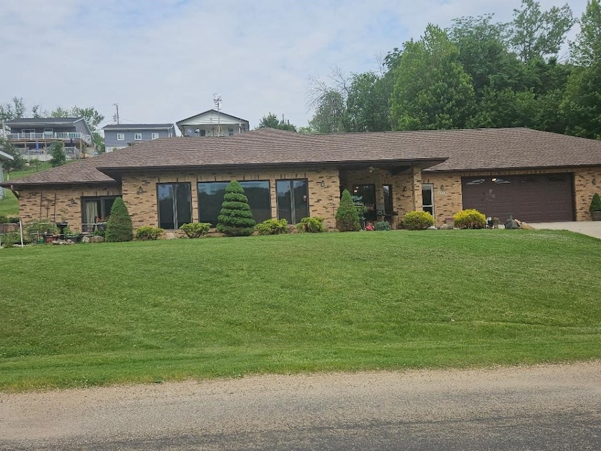 For Sale $660,000