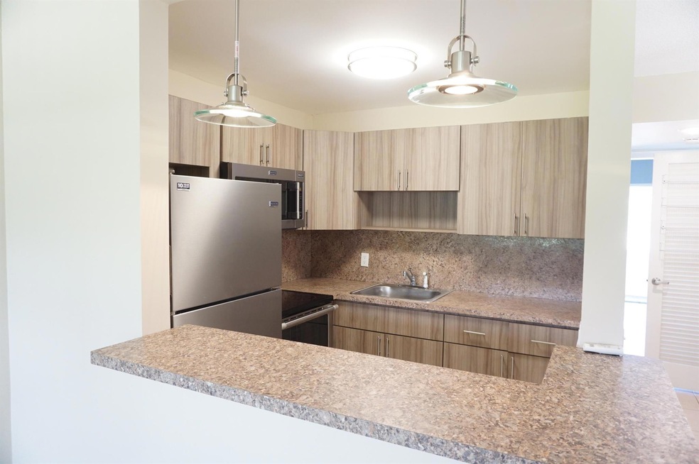 226 Sheffield J, West Palm Beach, FL 33417 - photo 1