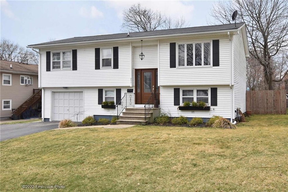 277 East St, Cranston, RI 02920 - photo 1