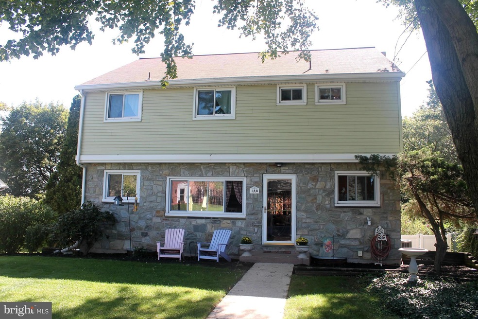 188 Hillcrest Rd, New Holland, PA 17557 - photo 1