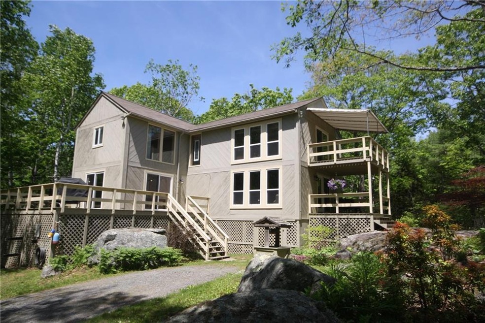 435 West Side Road, Boothbay