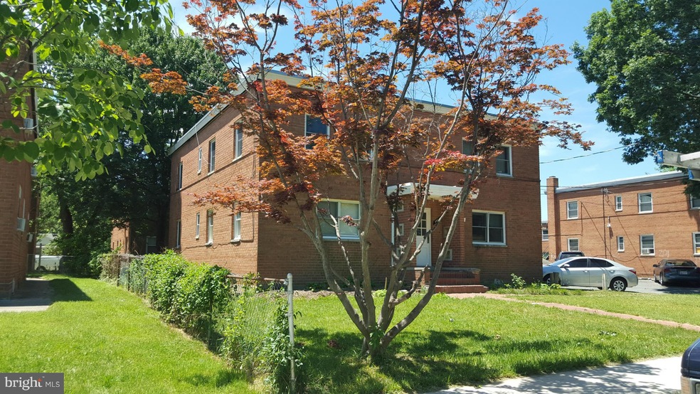 7808 Kennewick Ave, Takoma Park, MD 20912 - photo 1