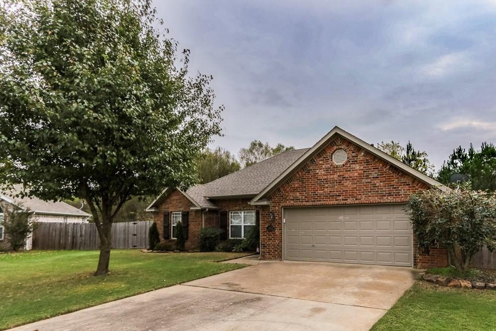 3665 W Haymaker Pl Fayetteville, AR 72704