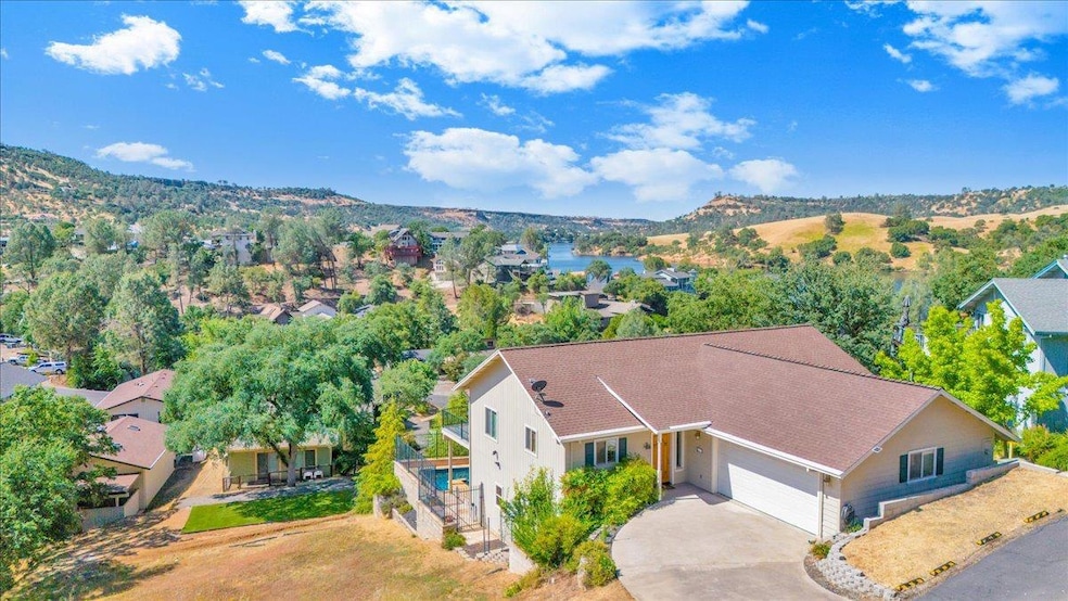 For Sale $725,000