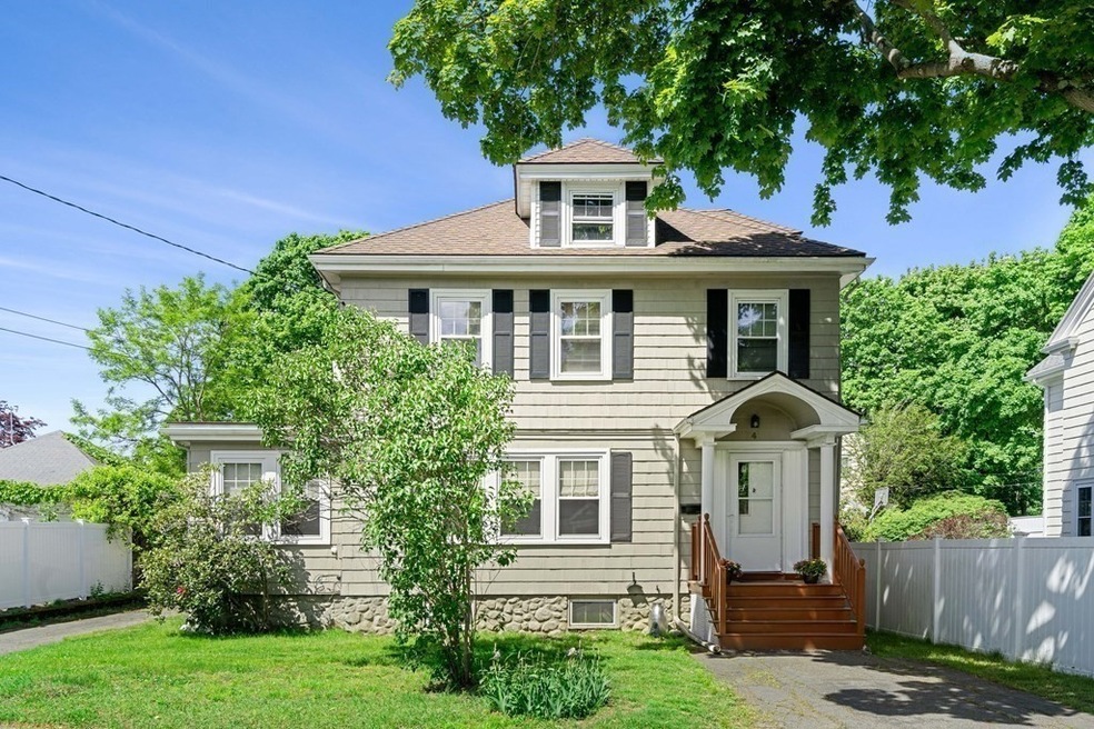 4 Mystic Rd, Marblehead, MA 01945 - photo 1