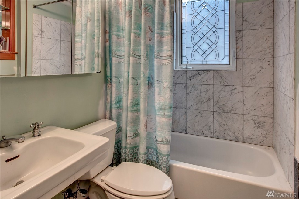 3062 65th Place SE, Mercer Island, WA 98040 - photo 1