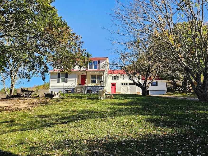 1170 Pilgrim Fork Rd, Elk Creek, VA 24326 - photo 1