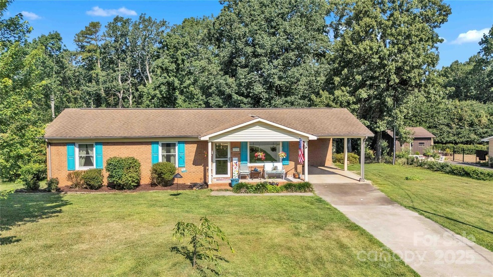 Under Contract $299,000