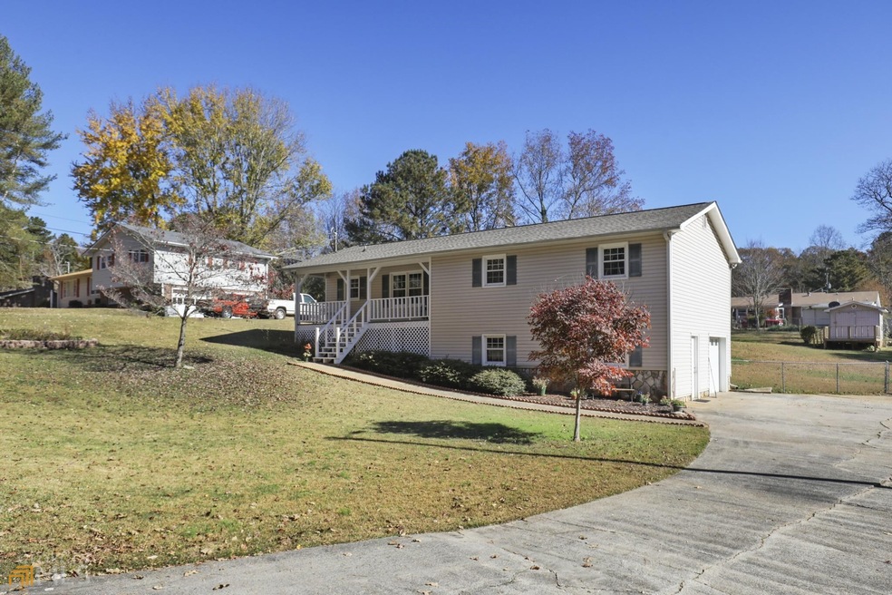 204 Sharon Dr, Canton, GA 30115 - photo 1