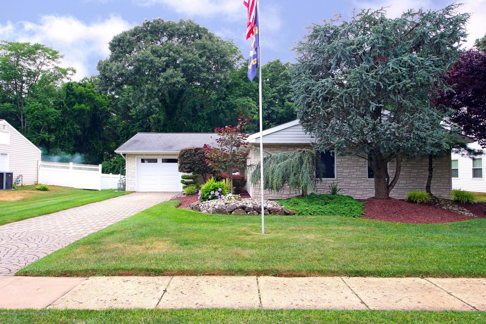 77 Fordham Dr, Matawan, NJ 07747 - photo 1