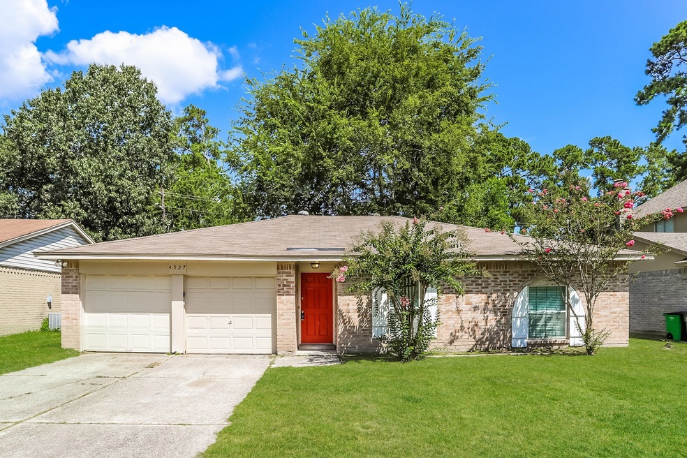 4527 Chestergate Dr, Spring, TX 77373 - photo 1