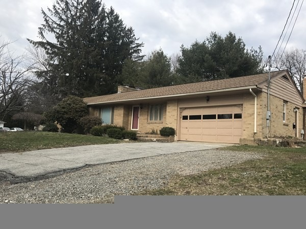 19 Brentwood Dr, Holden, MA 01520 - photo 1