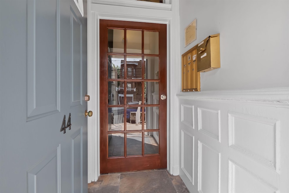 44 47th St, Weehawken, NJ 07086 - photo 1