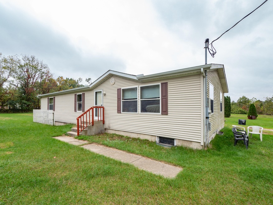 65460 Burg Rd-100