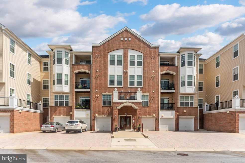 8611 Wintergreen Ct unit 202, Odenton, MD 21113 - photo 1