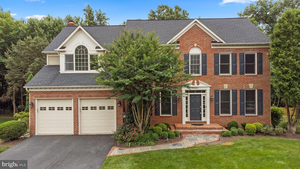 12607 Asturian Ct, Herndon, VA 20171 - photo 1