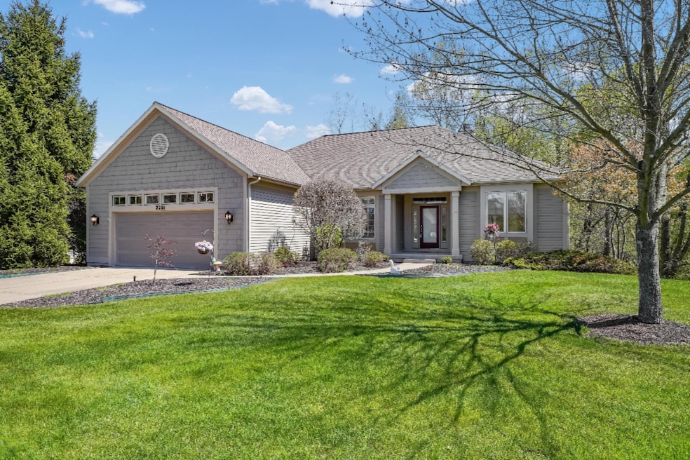2259 Pin Oak