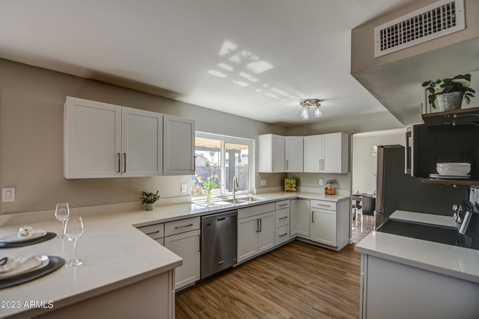Kitchen 6