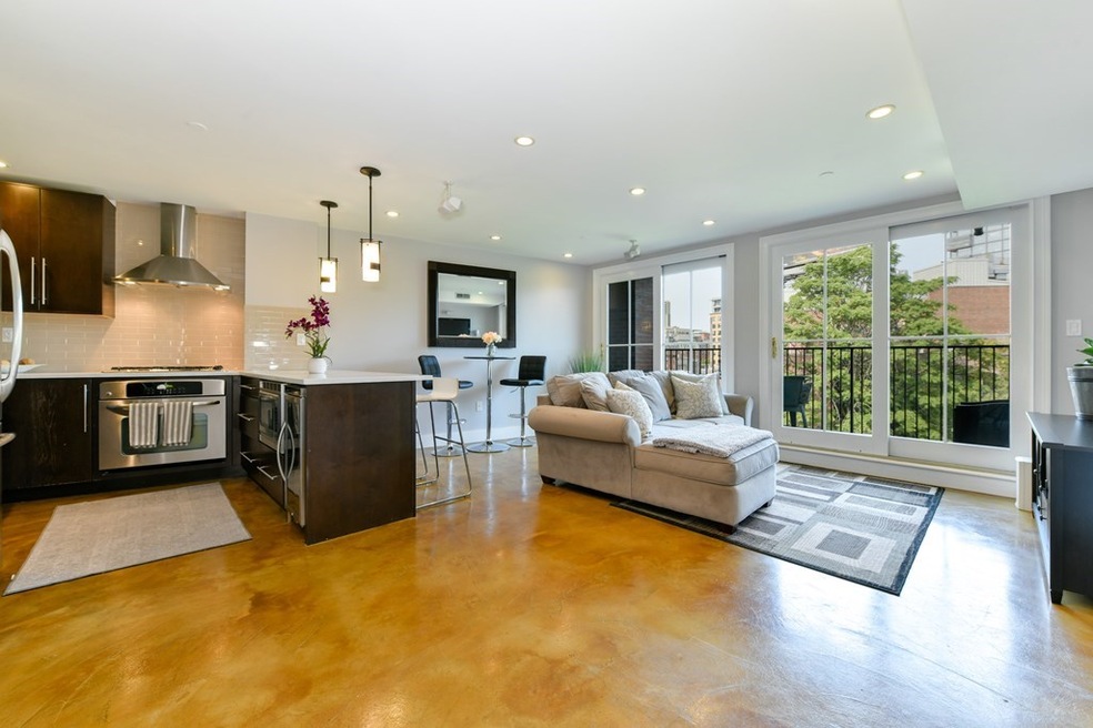 64-66 Salem St unit PH2, Boston, MA 02113 - photo 1