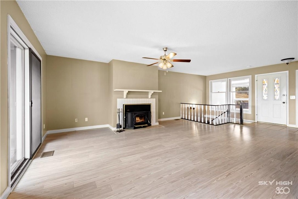 58 Dogwood Dr, Bella Vista, AR 72715 - photo 1