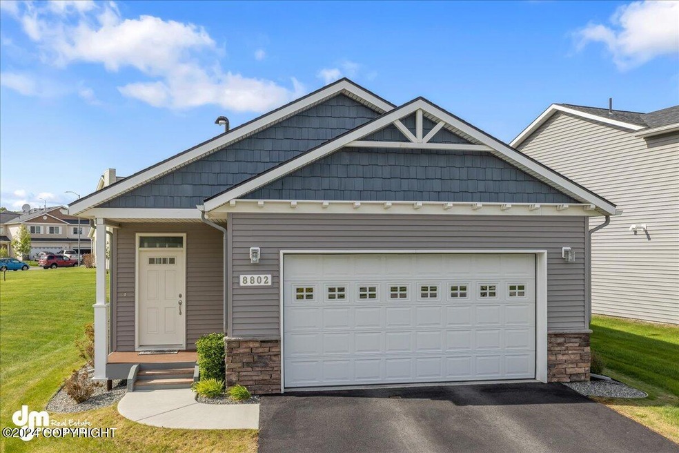 01-Exterior Front 20240607-DW-4968