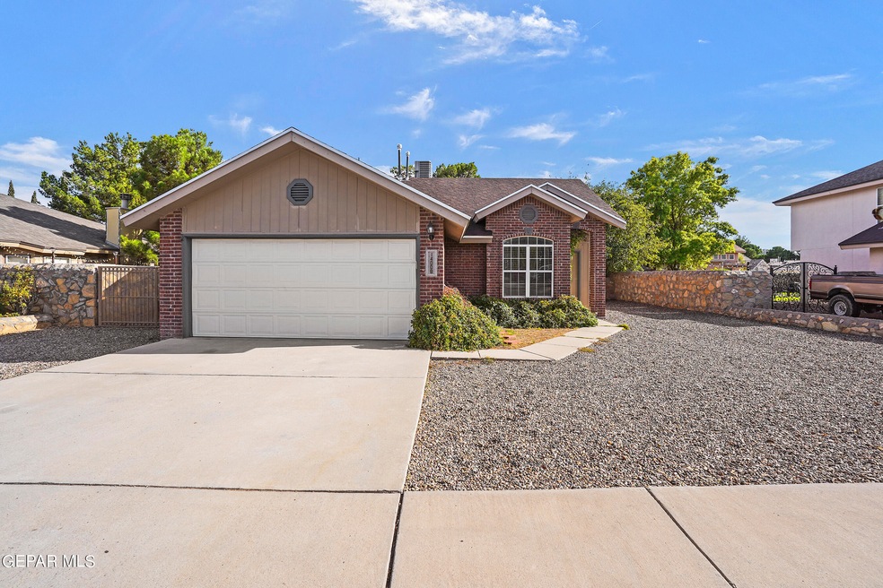 14008 Desert Song Dr, Horizon City, TX 79928 - photo 1