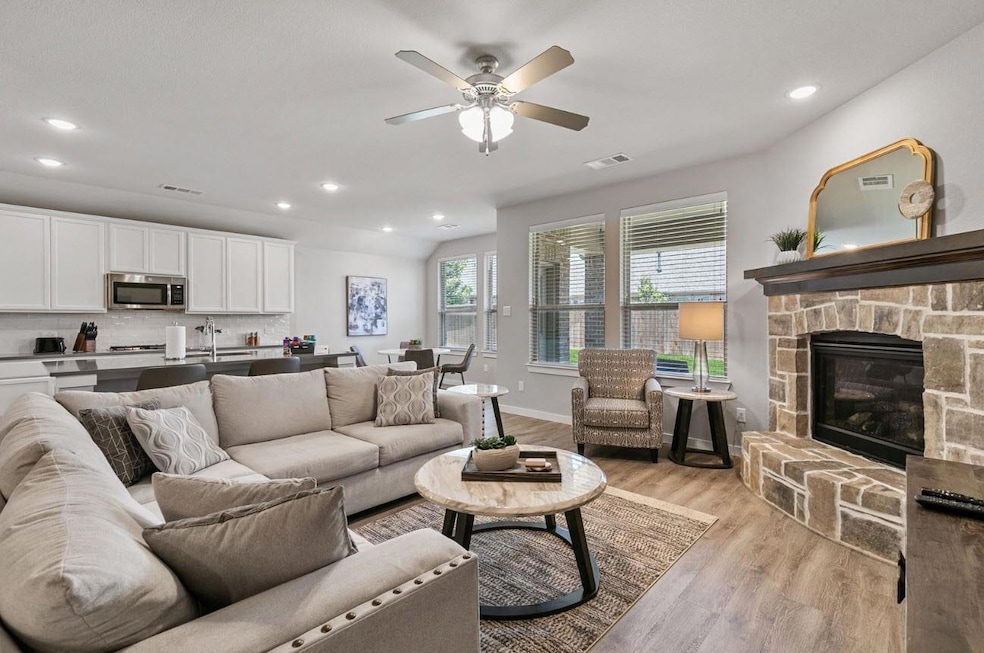 1903 Pacific Pearl Ln, Wylie, TX 75098 - photo 1