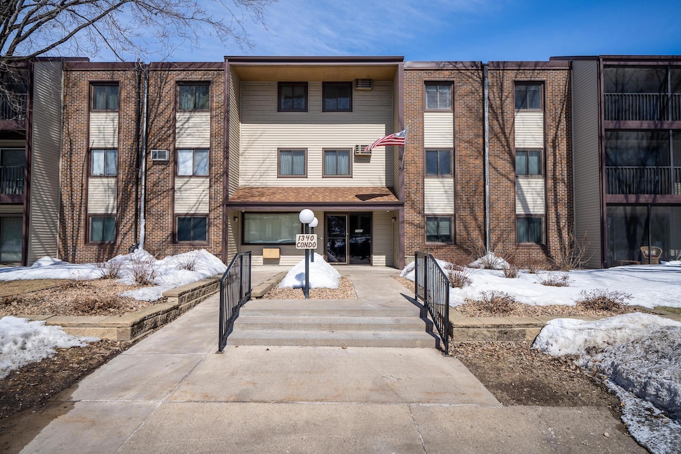 Sold $90,000 • Co-Listing Agent