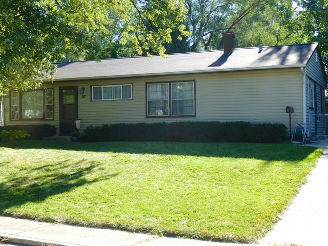 112 Toro Cir, Carpentersville, IL 60110 - photo 1