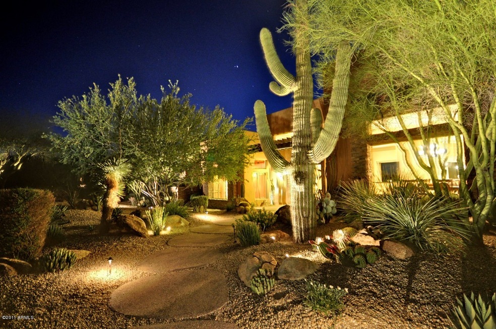 Sonoran Landscaped Front Yard