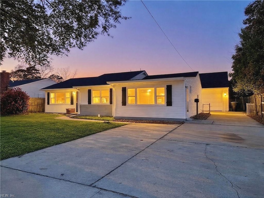 637 Cunningham Rd, Virginia Beach, VA 23462 - photo 1
