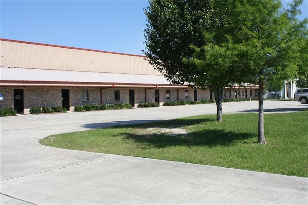 101 Production Dr unit I & J, Slidell, LA 70460 - photo 1