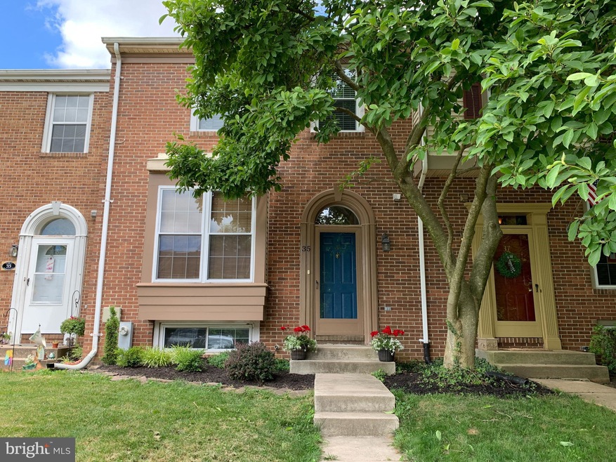 35 Hunting Horn Cir, Reisterstown, MD 21136 - photo 1