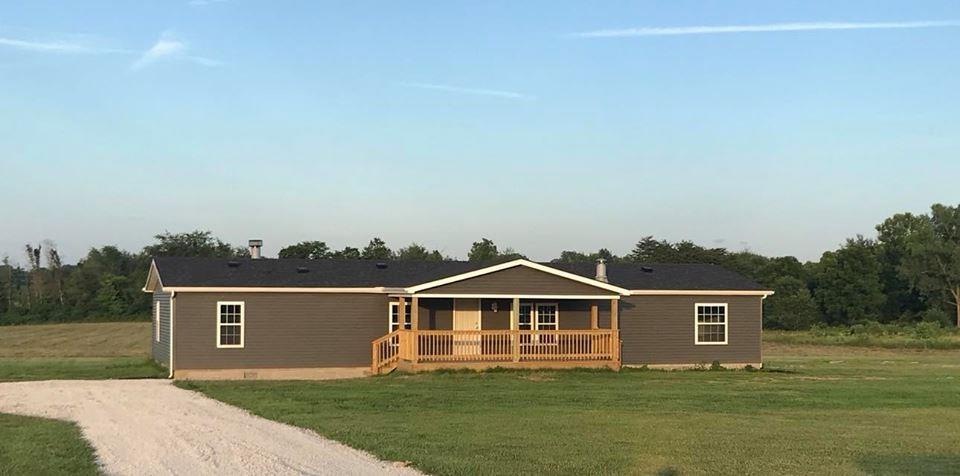 2650 N Keyway, Scottsburg, IN 47170 - photo 1