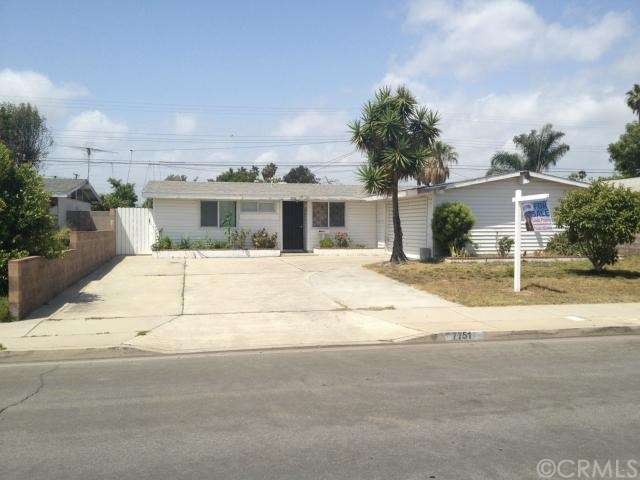 Large Driveway, Room for RV or Boat
