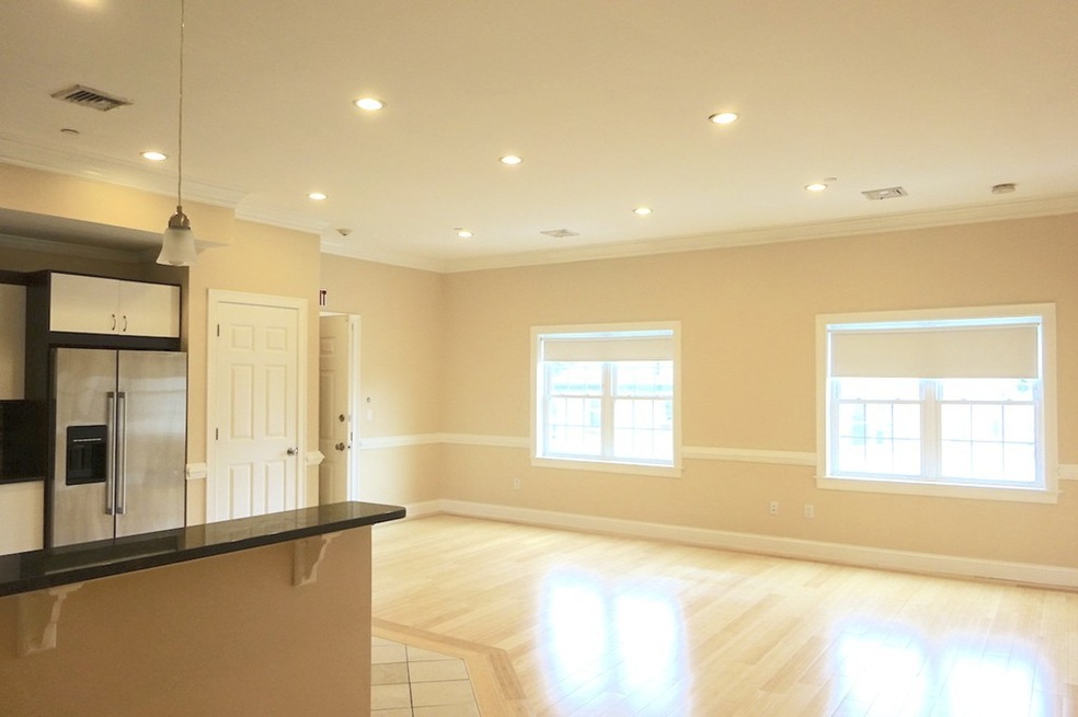 473 Revere Beach Pkwy unit 1, Revere, MA 02151 - photo 1