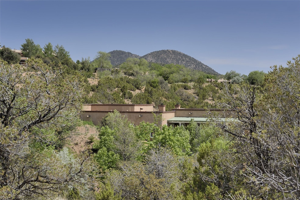 812 La Vereda Este, Santa Fe, NM 87501 - photo 1