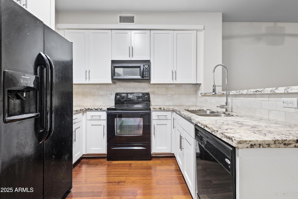 34715 N 30th Ave unit 127, Phoenix, AZ 85086 - photo 1