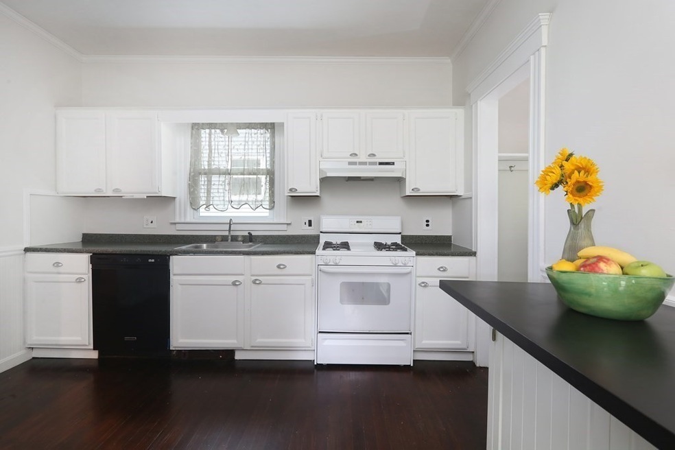 Sold $400,000 • Co-Listing Agent