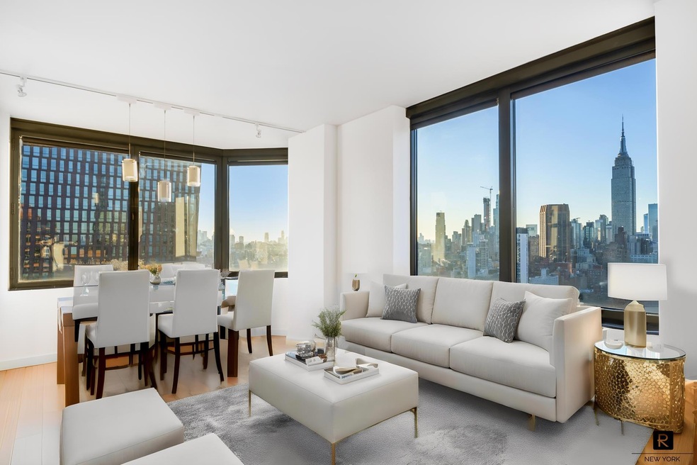 Sold $1,155,000 • Co-Listing Agent