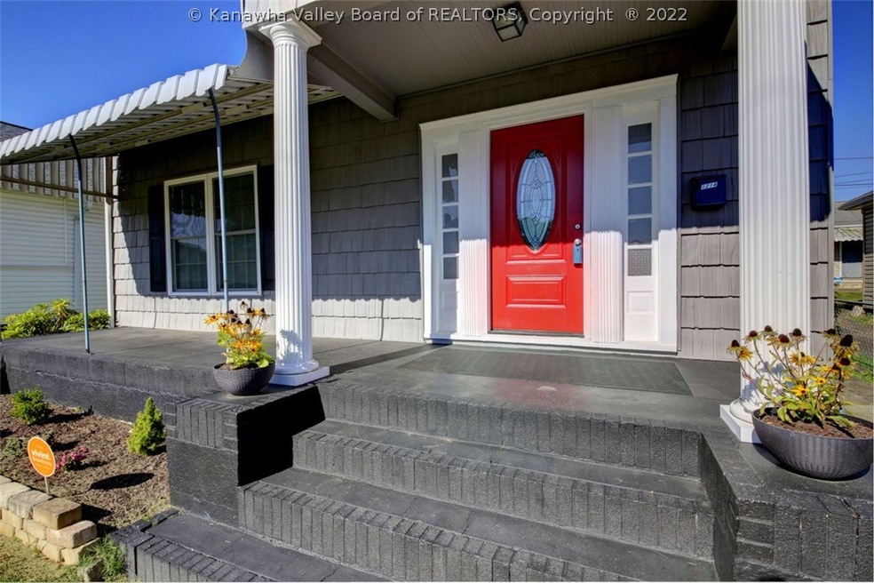 1214 West Virginia Ave, Dunbar, WV 25064 - photo 1