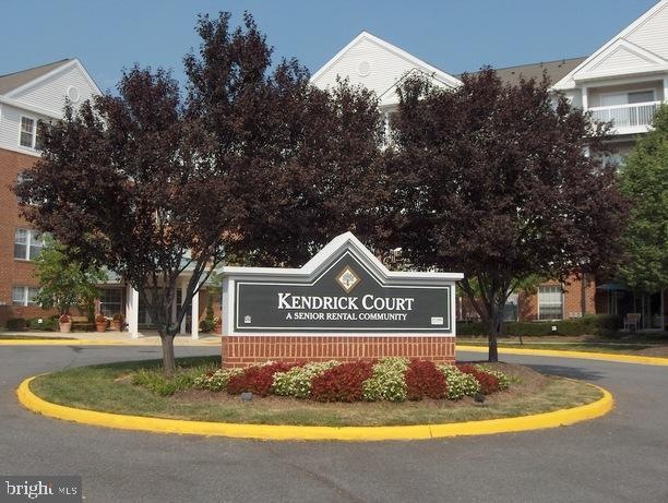 13430 Coppermine Rd unit 317, Herndon, VA 20171 - photo 1