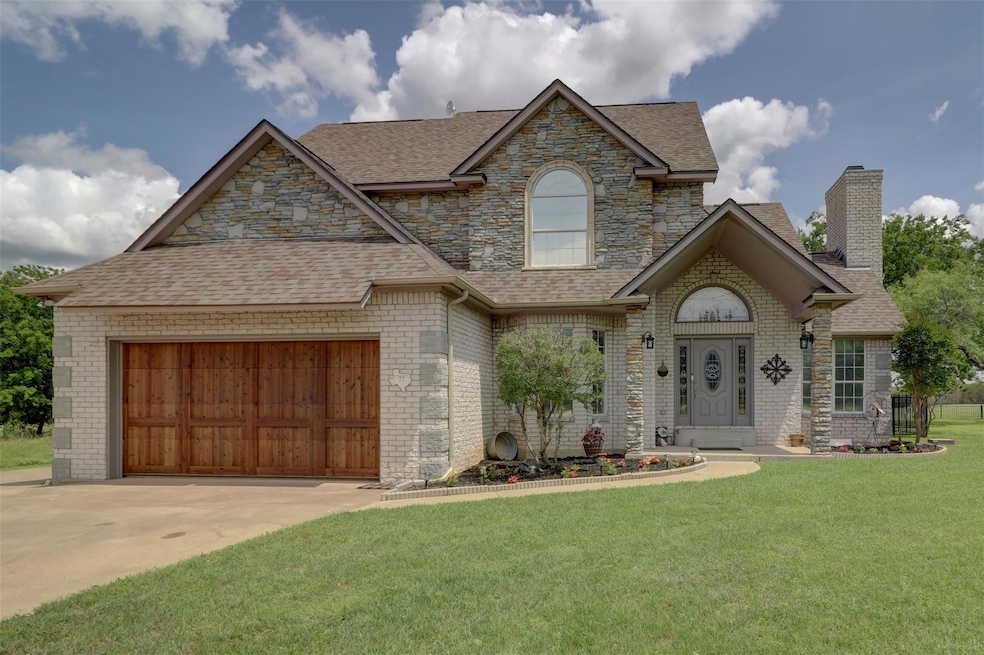 17072 Faircrest Dr, Whitney, TX 76692 - photo 1