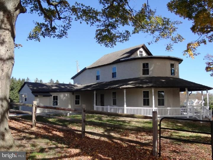 3105 Horseshoe Pike, Honey Brook, PA 19344 - photo 1