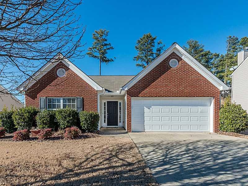 Exterior Front. Move in ready!  Charming 3 BR/2 BA